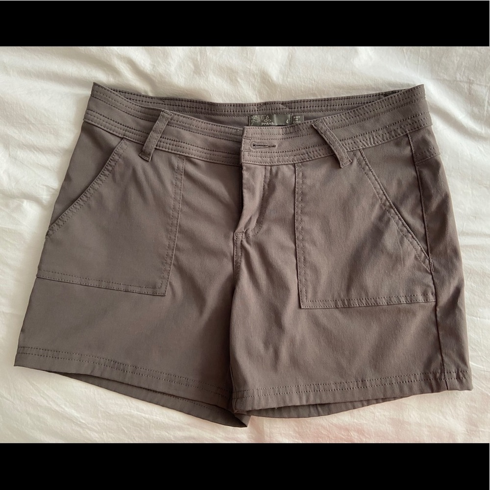 Prana Olivia Short size 4